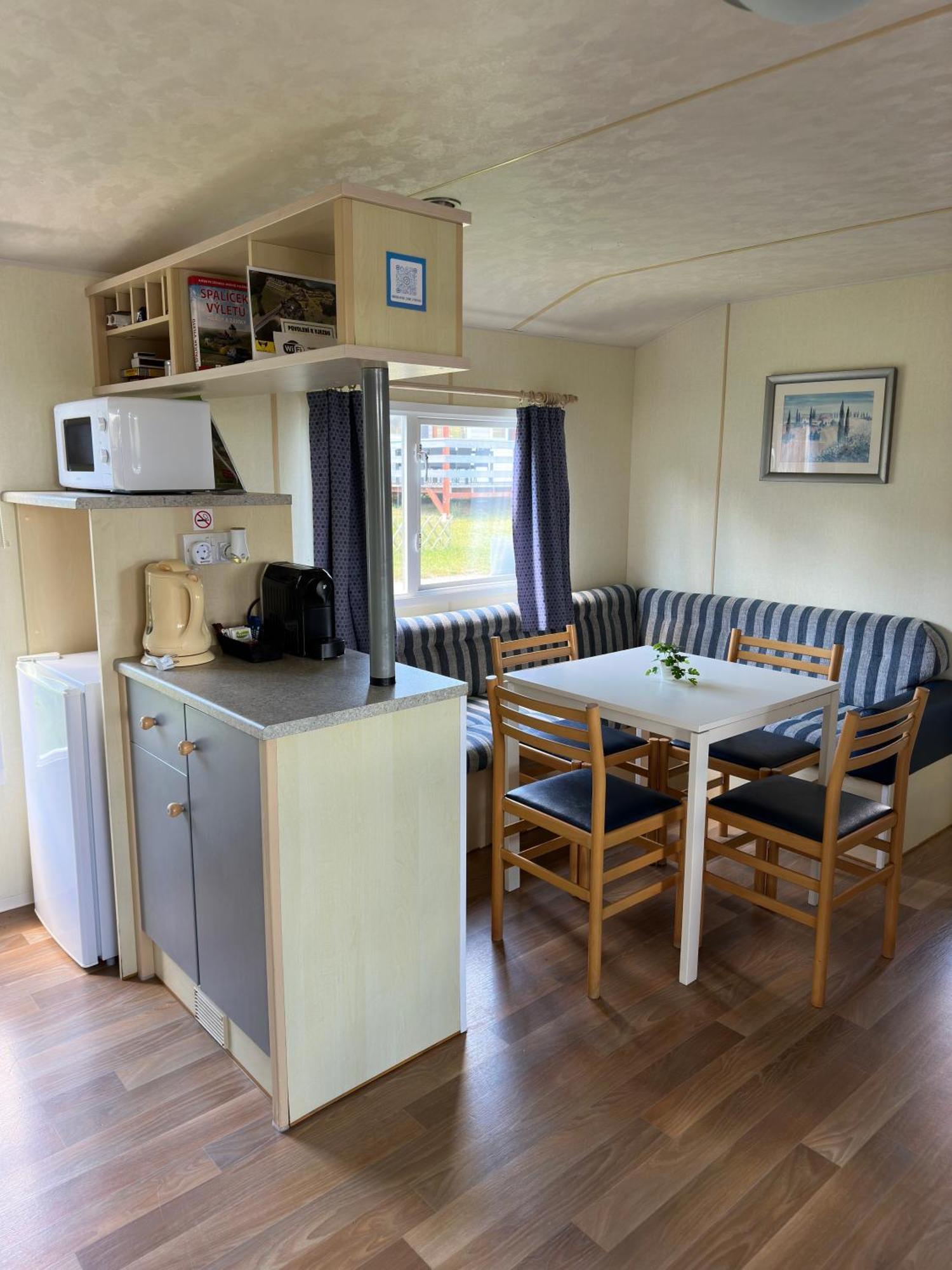 Mobilheimy Camp Vyrovice Hotel Eksteriør billede